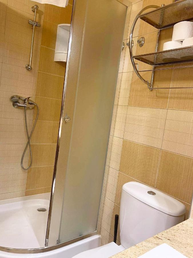 Studio De Lux Lägenhet Primorsko Exteriör bild